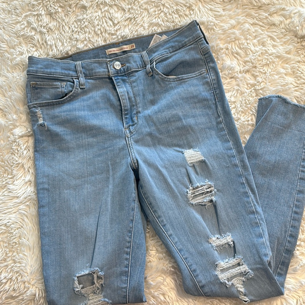 Levi Jeans 720